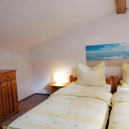 Pod Sosnami Appartement Jurata