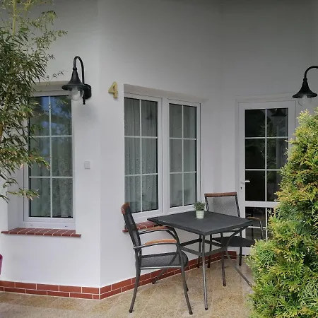 Pod Sosnami Apartamento *