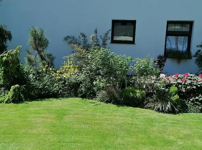 公寓 Pod Sosnami 拉塔