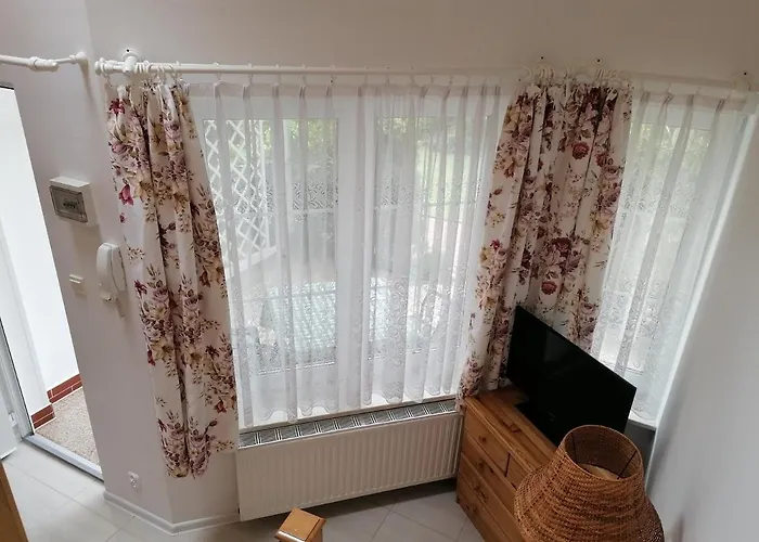 Pod Sosnami 公寓 拉塔